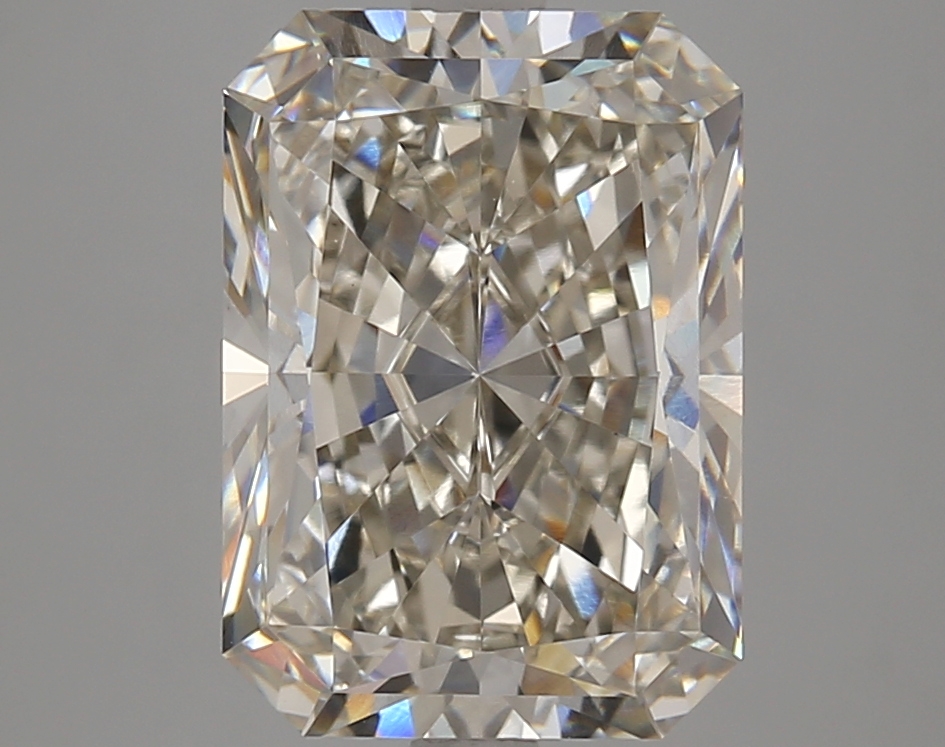 5.20 CT Radiant Diamond