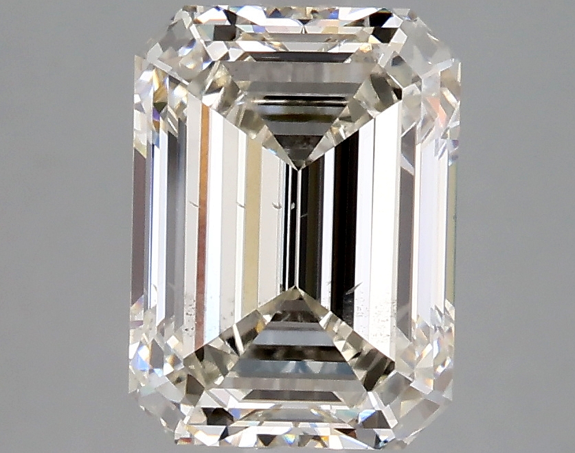 3.06 CT Emerald Diamond
