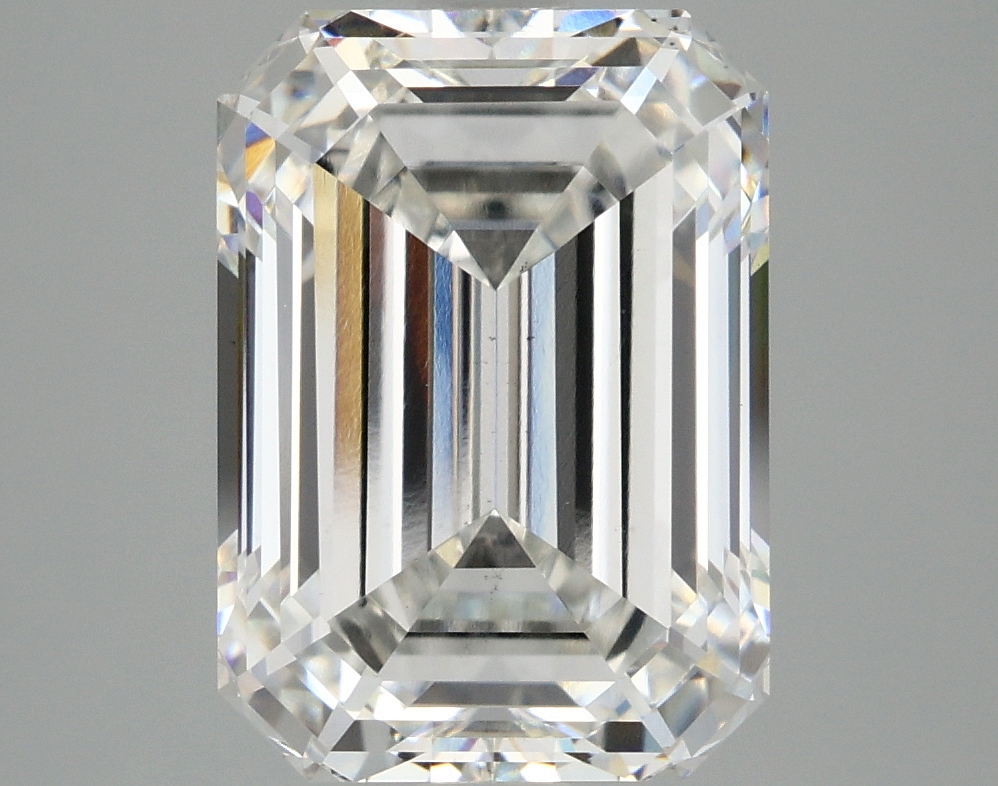 5.09 CT Emerald Diamond