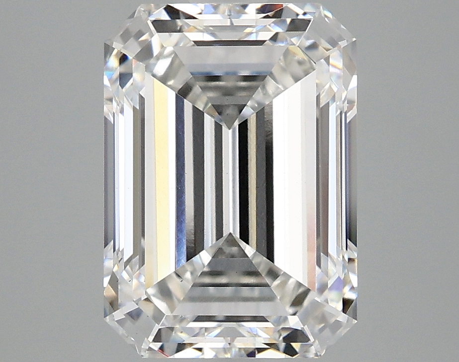 4.07 CT Emerald Diamond