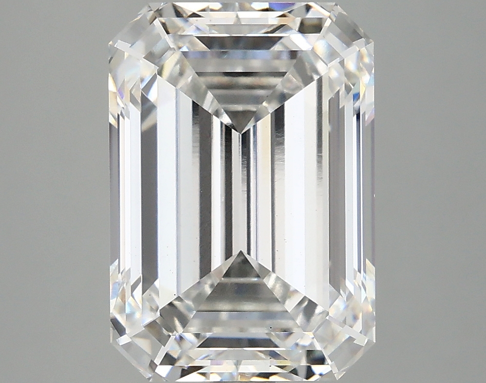 5.07 CT Emerald Diamond