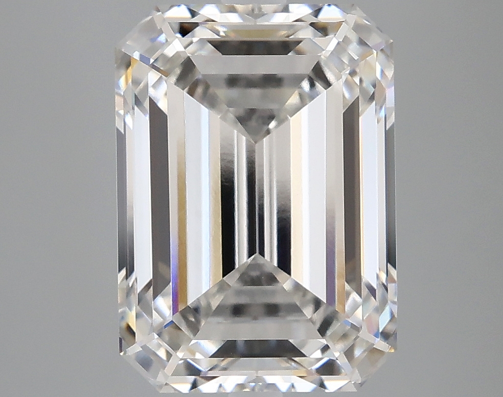 5.10 CT Emerald Diamond