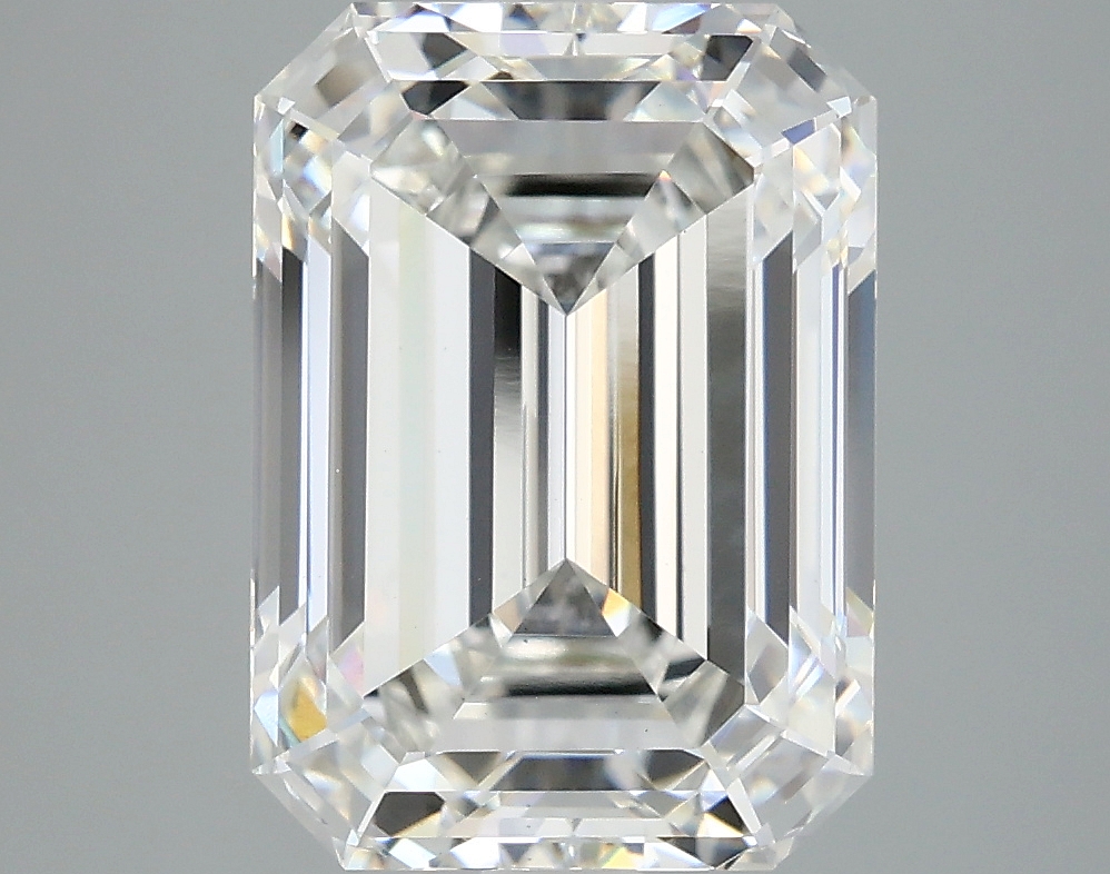 5.05 CT Emerald Diamond