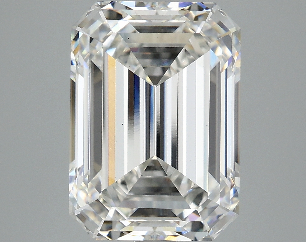 5.08 CT Emerald Diamond