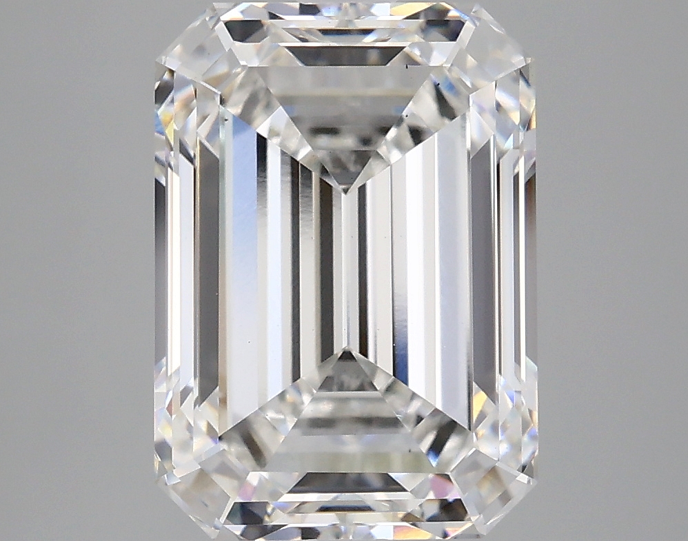 5.09 CT Emerald Diamond