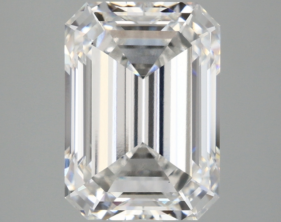 4.07 CT Emerald Diamond