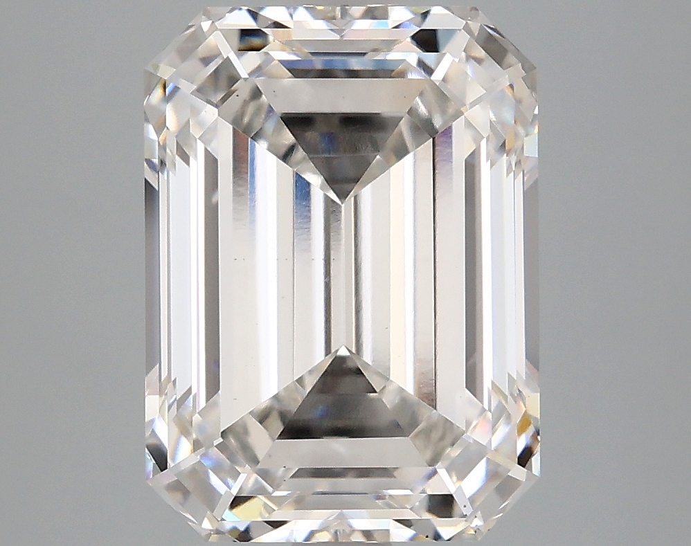 5.09 CT Emerald Diamond