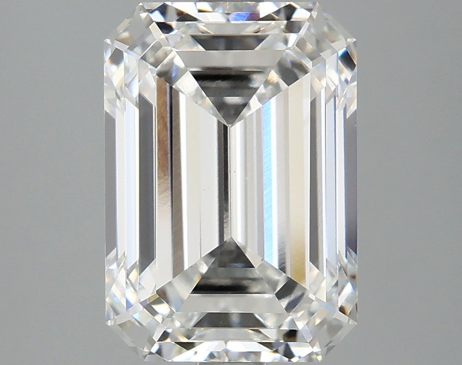 4.08 CT Emerald Diamond