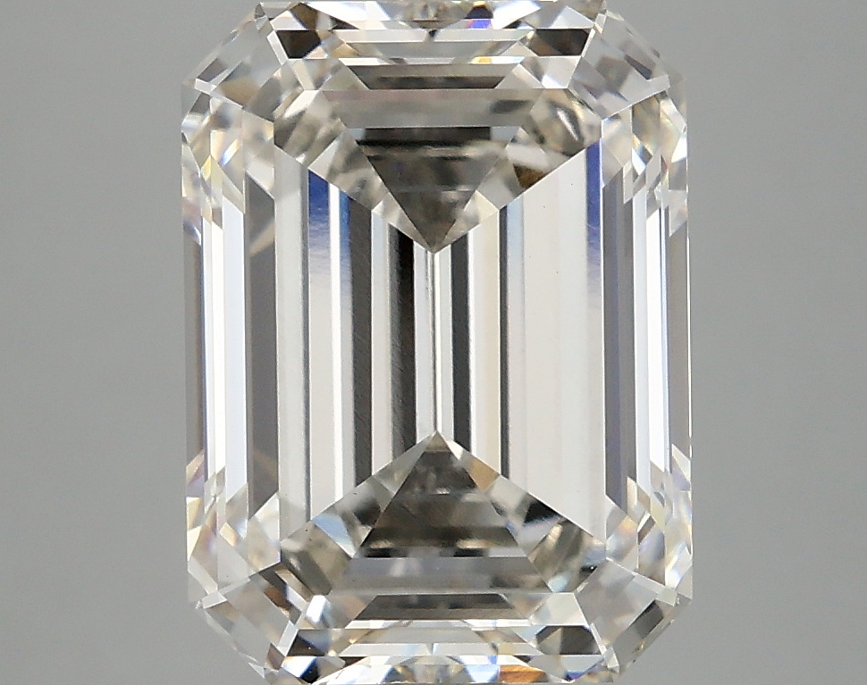 5.09 CT Emerald Diamond