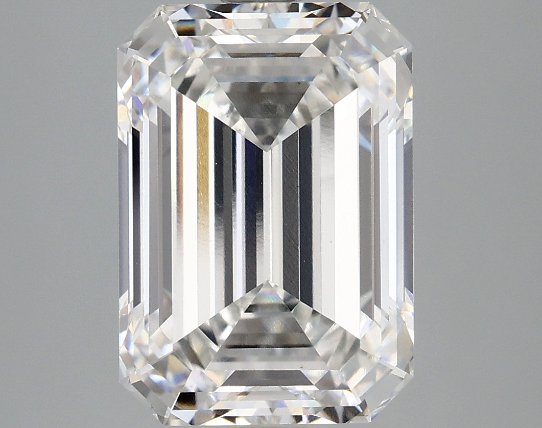 4.10 CT Emerald Diamond