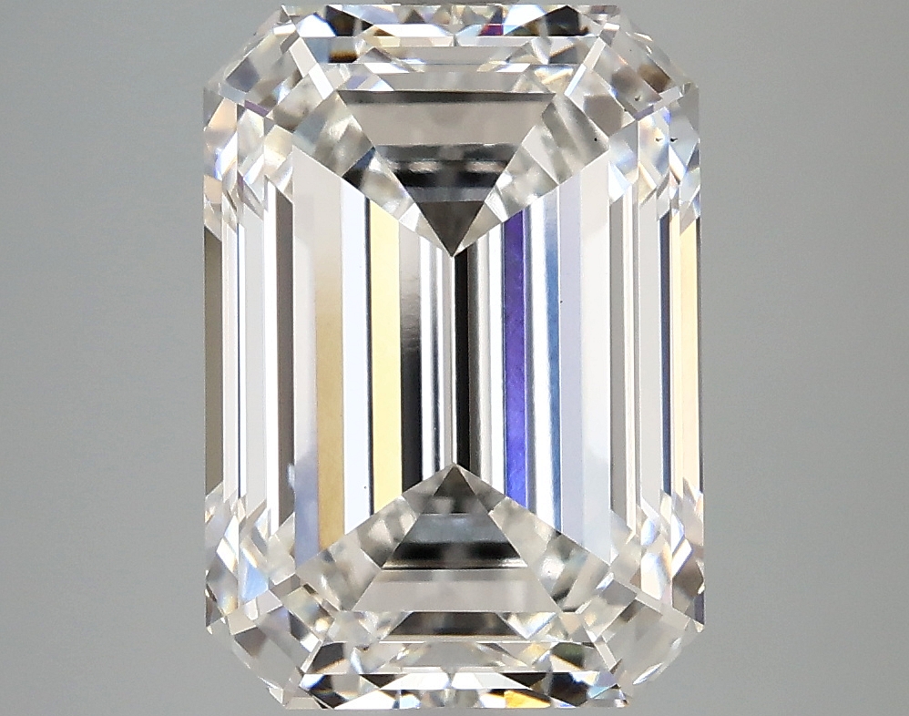 5.09 CT Emerald Diamond