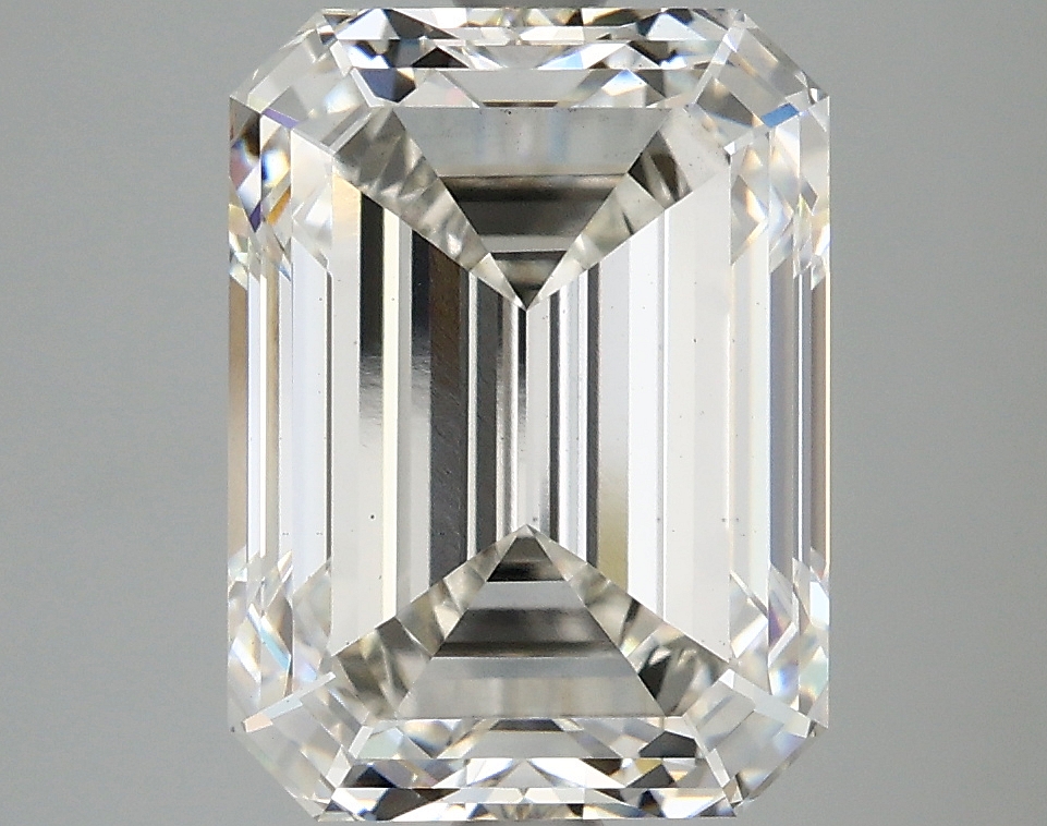 5.07 CT Emerald Diamond