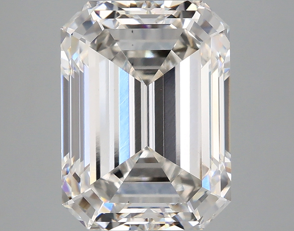 5.04 CT Emerald Diamond