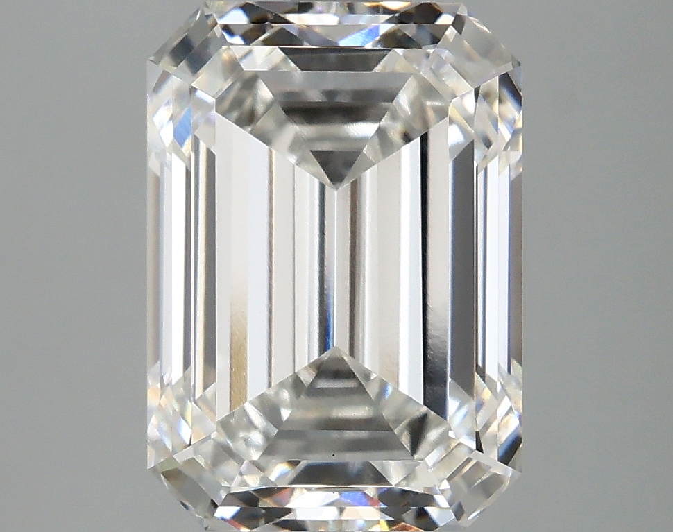 5.04 CT Emerald Diamond