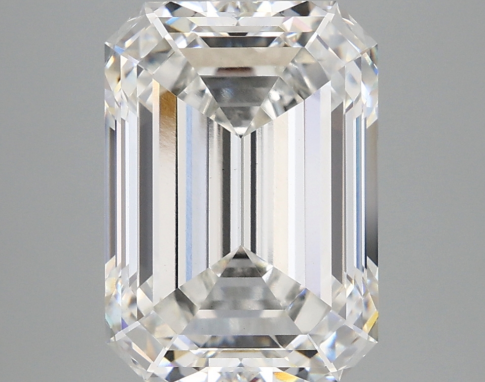 5.09 CT Emerald Diamond