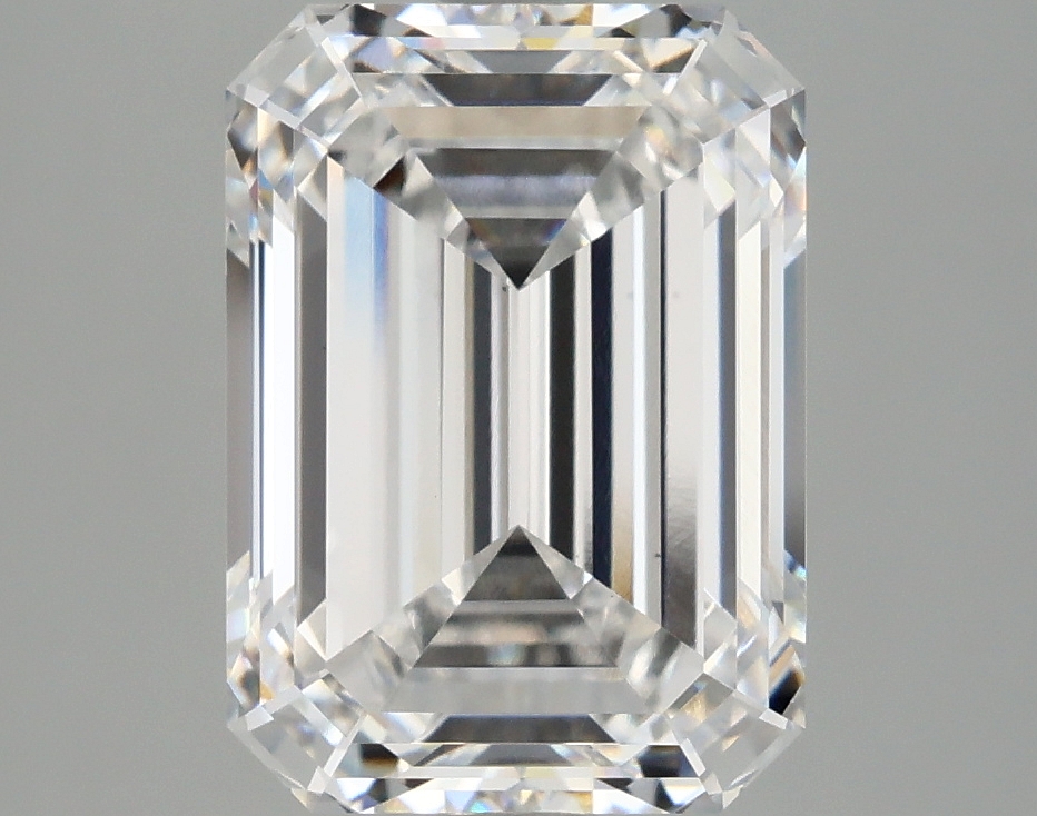 4.10 CT Emerald Diamond