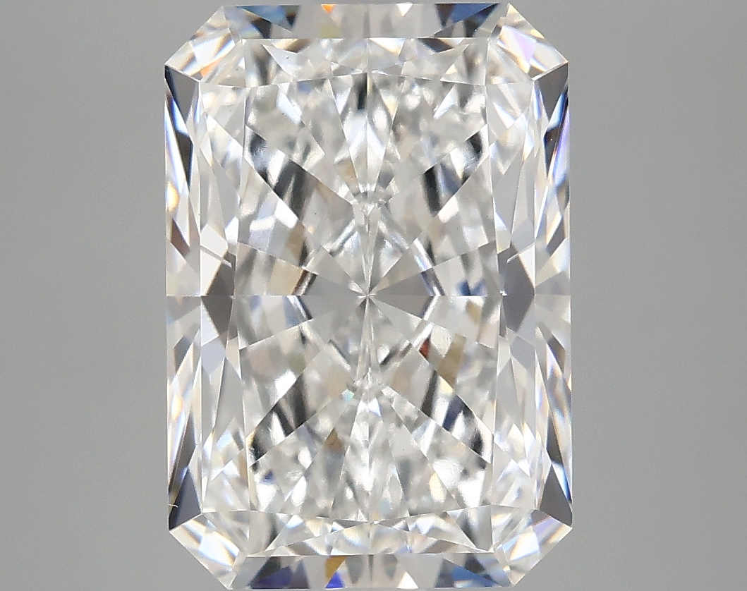 5.08 CT Radiant Diamond