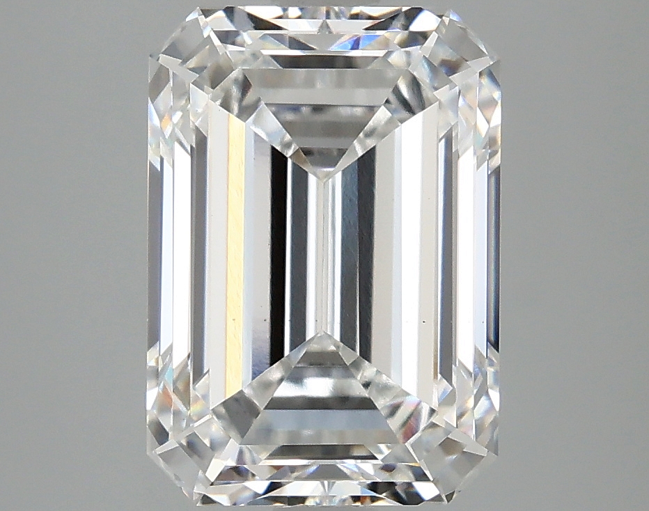 4.09 CT Emerald Diamond