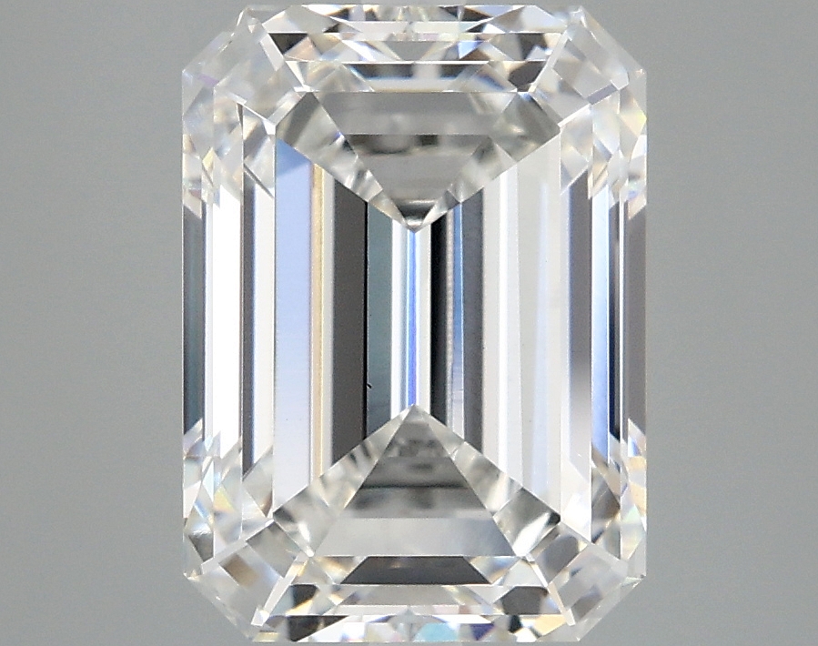 4.05 CT Emerald Diamond