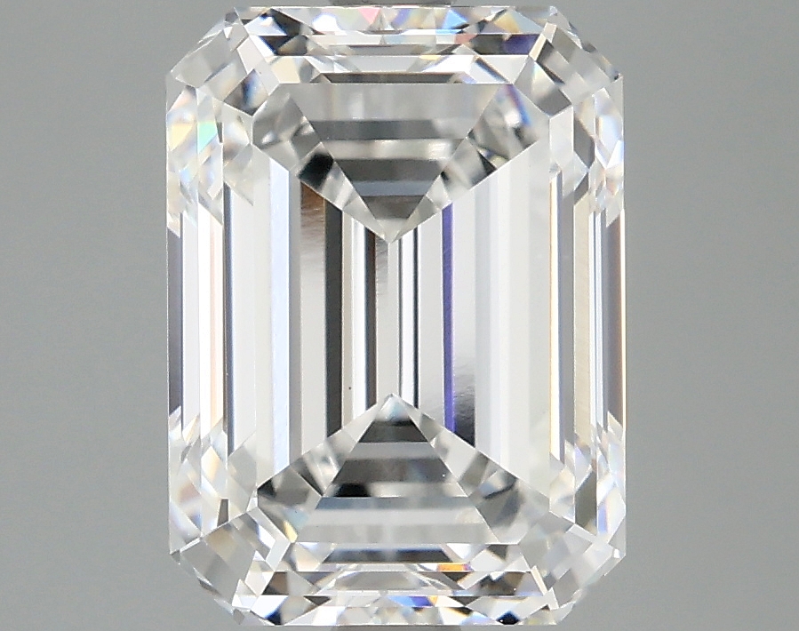 4.05 CT Emerald Diamond