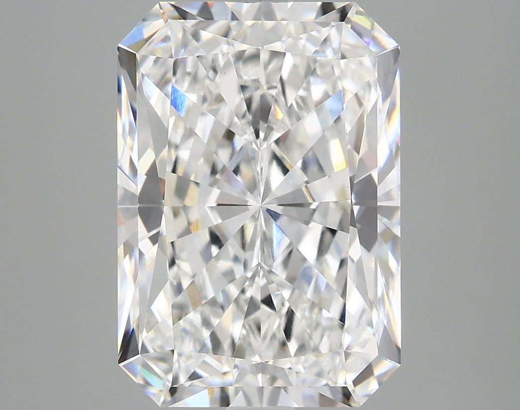 5.07 CT Radiant Diamond