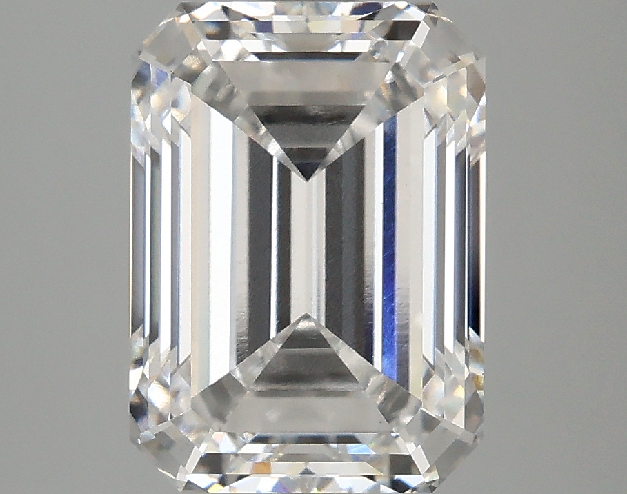 4.08 CT Emerald Diamond