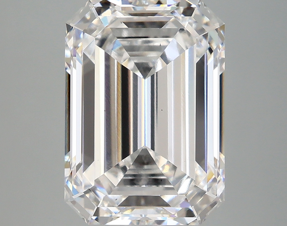 5.09 CT Emerald Diamond