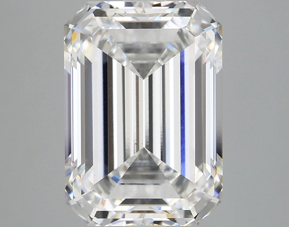 4.06 CT Emerald Diamond