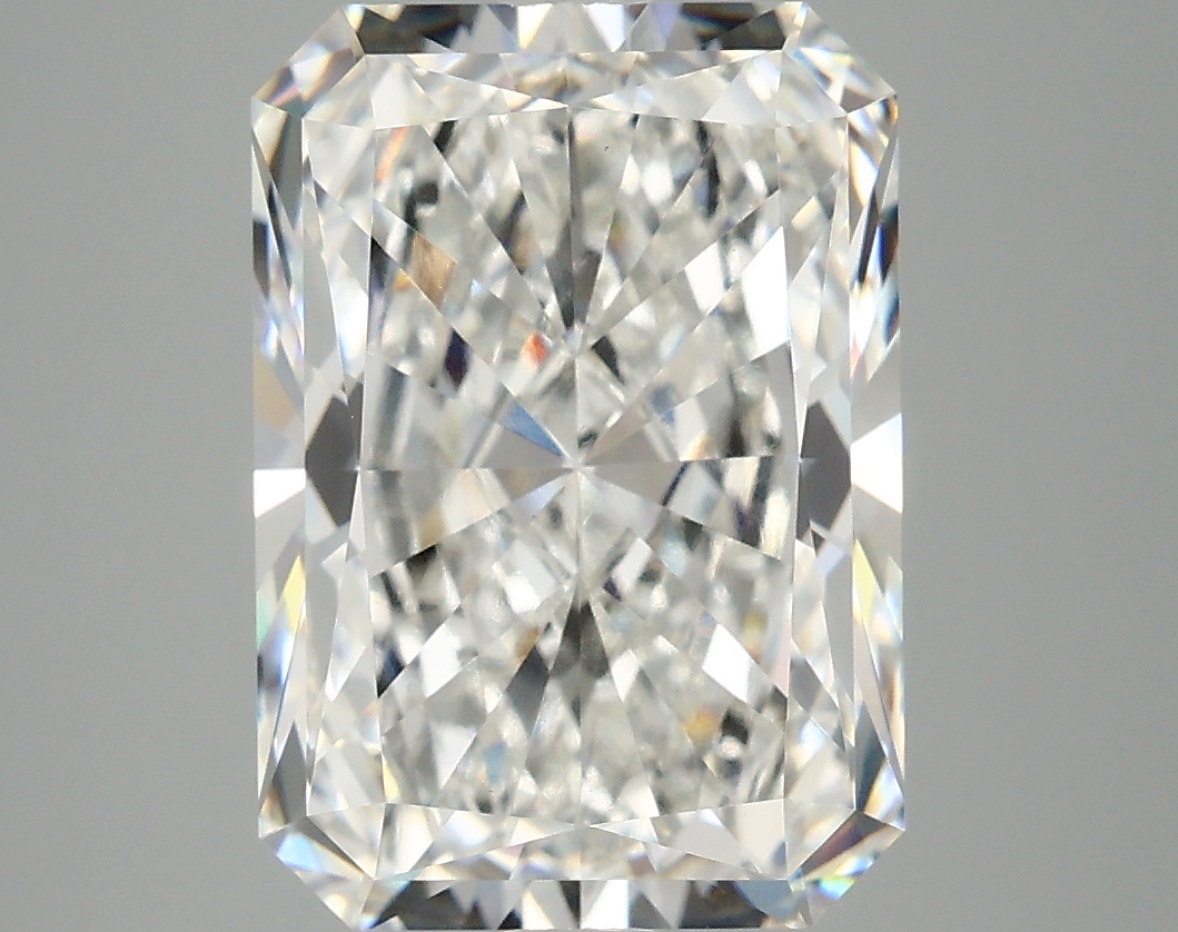5.09 CT Radiant Diamond