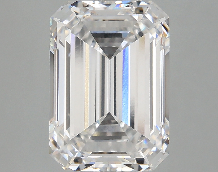 4.09 CT Emerald Diamond