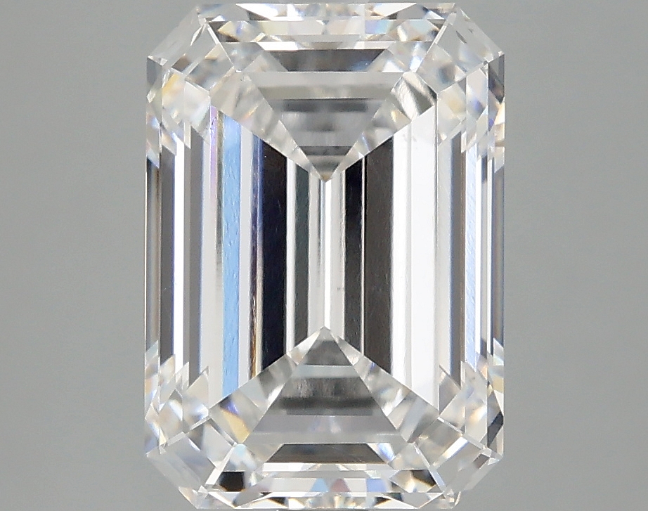 4.07 CT Emerald Diamond