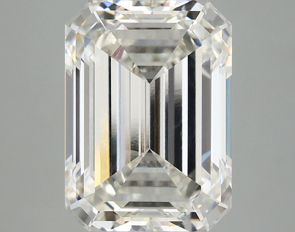 5.09 CT Emerald Diamond