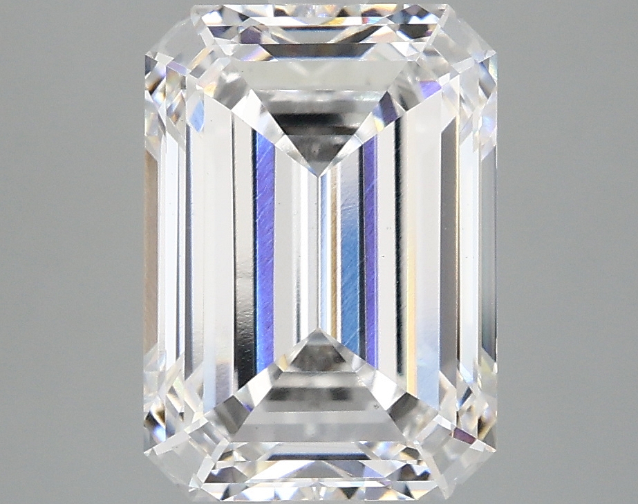 4.07 CT Emerald Diamond