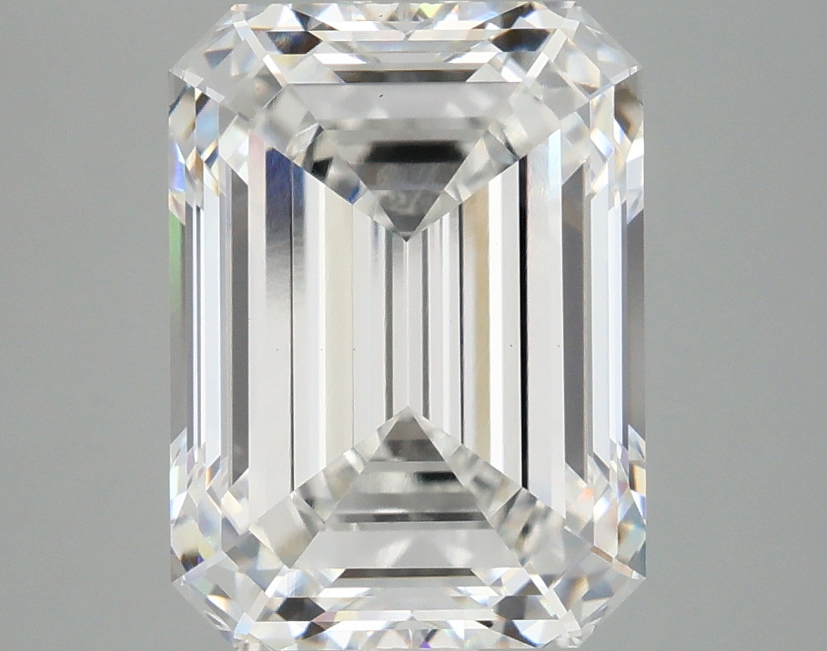 4.04 CT Emerald Diamond