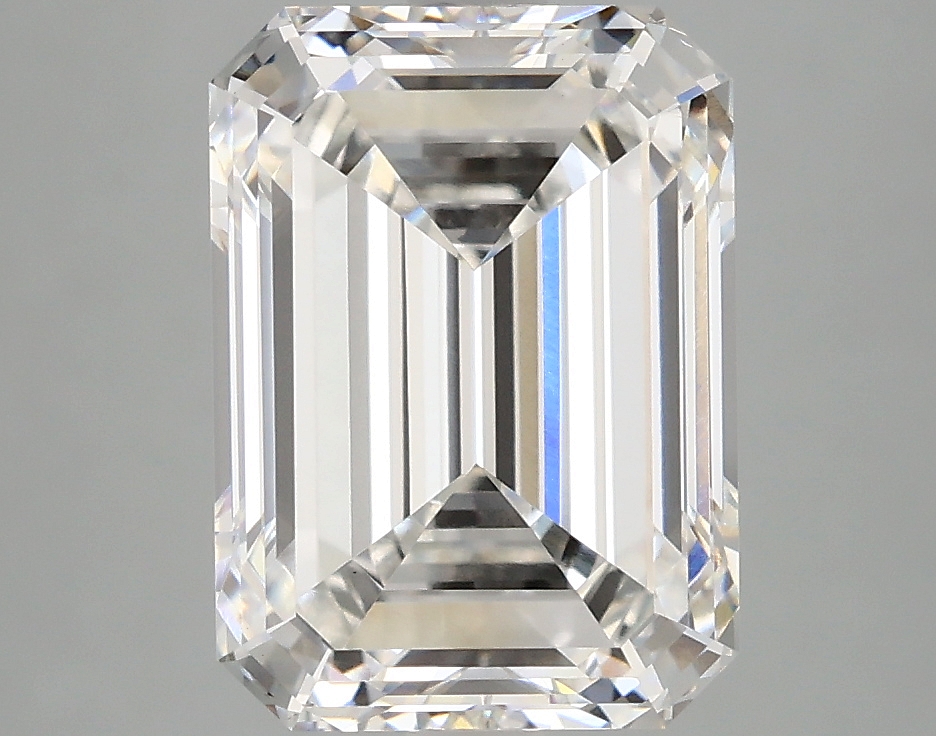 4.04 CT Emerald Diamond