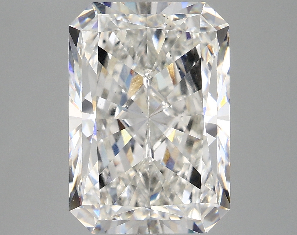 4.91 CT Radiant Diamond