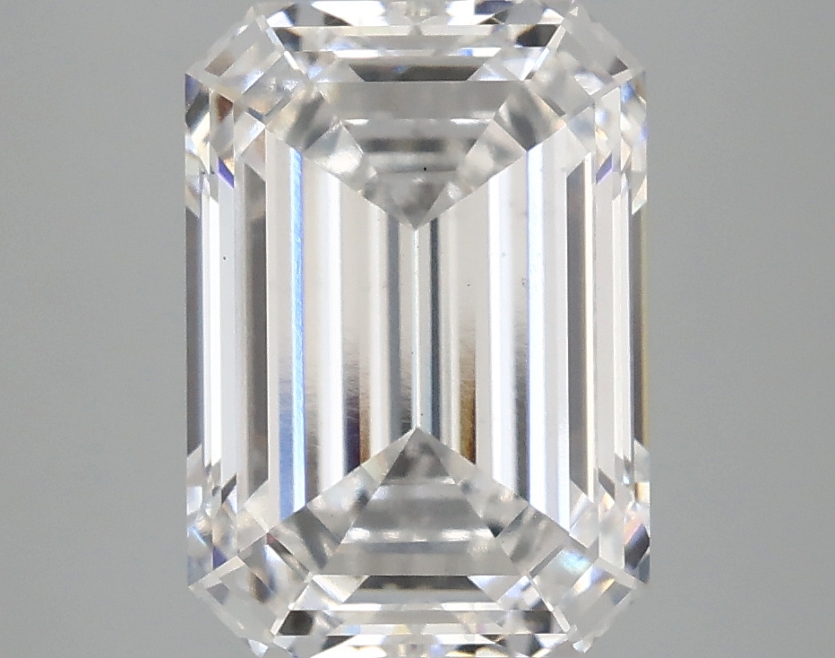 4.08 CT Emerald Diamond