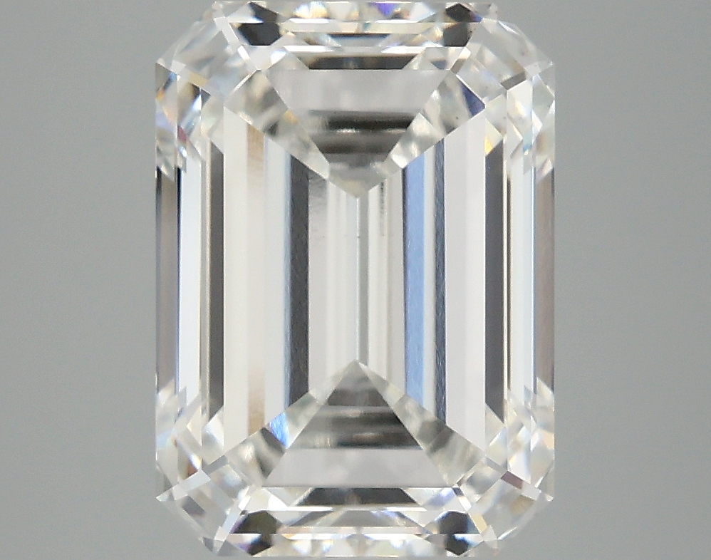 5.09 CT Emerald Diamond