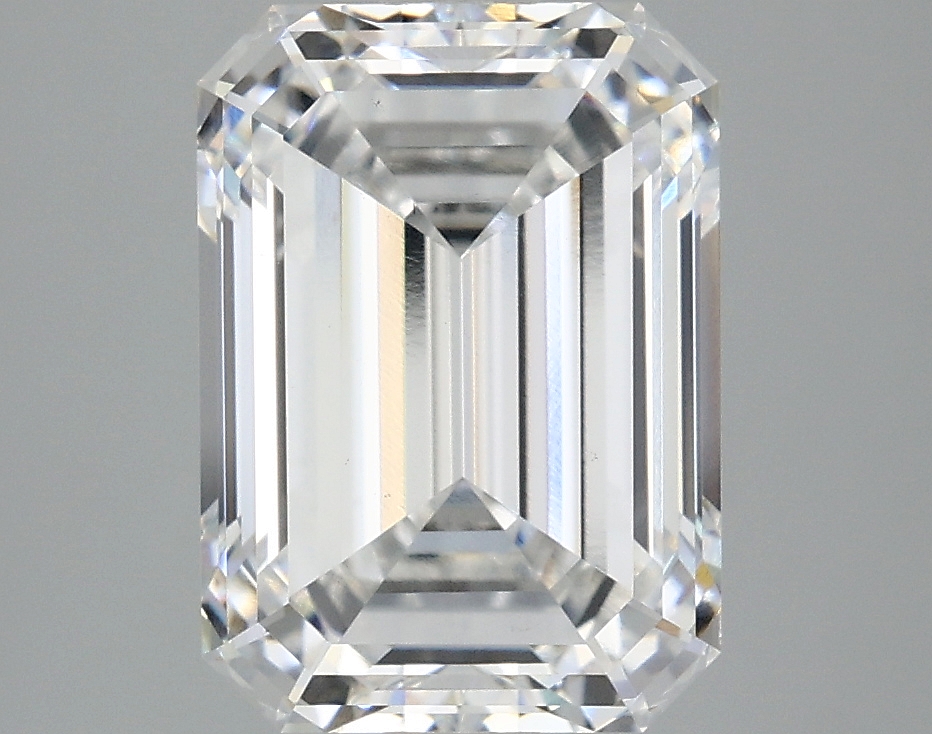 4.09 CT Emerald Diamond