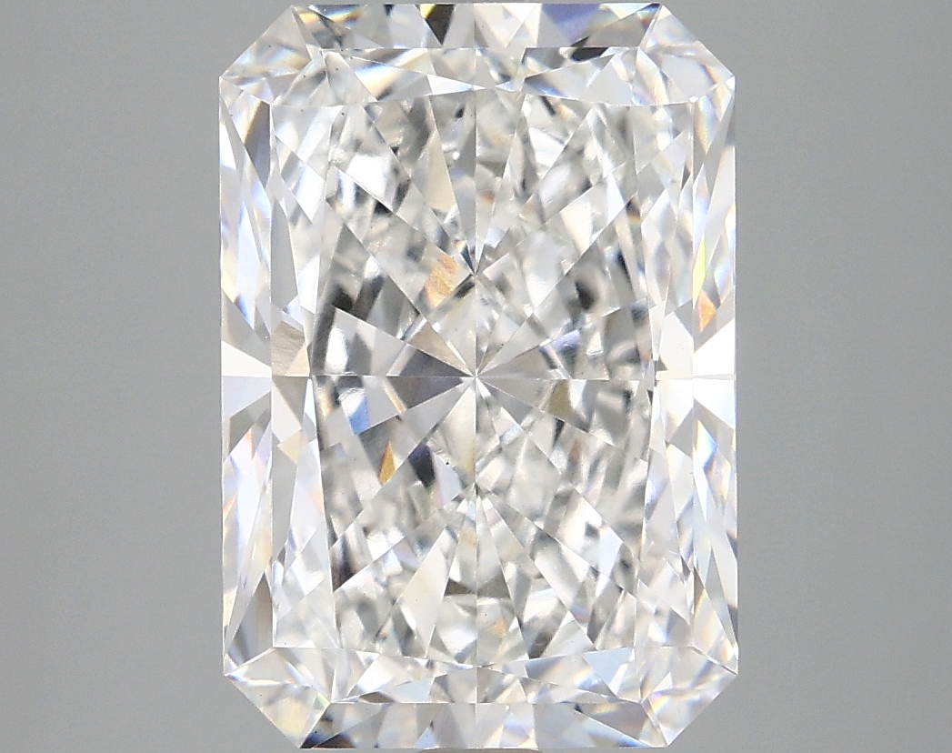 5.09 CT Radiant Diamond