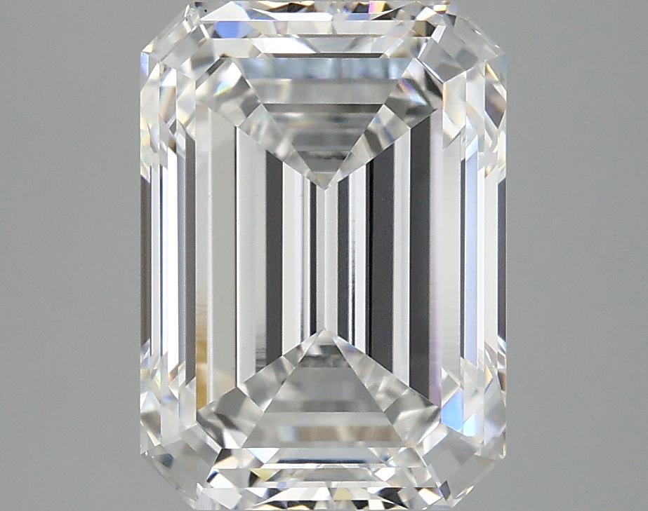 4.05 CT Emerald Diamond