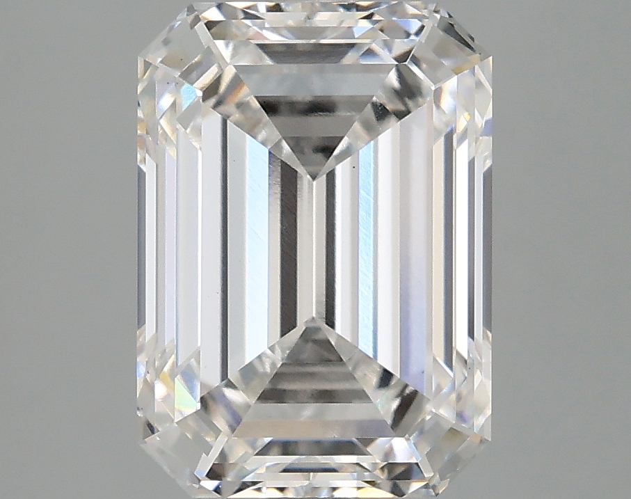 4.04 CT Emerald Diamond