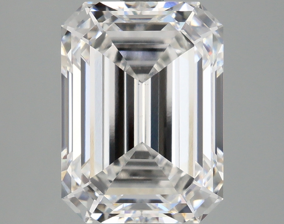 4.07 CT Emerald Diamond