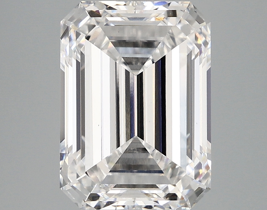 4.04 CT Emerald Diamond