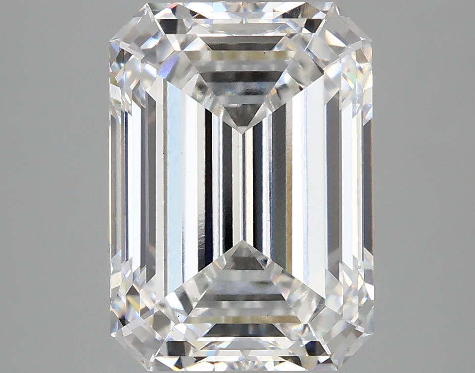 4.10 CT Emerald Diamond