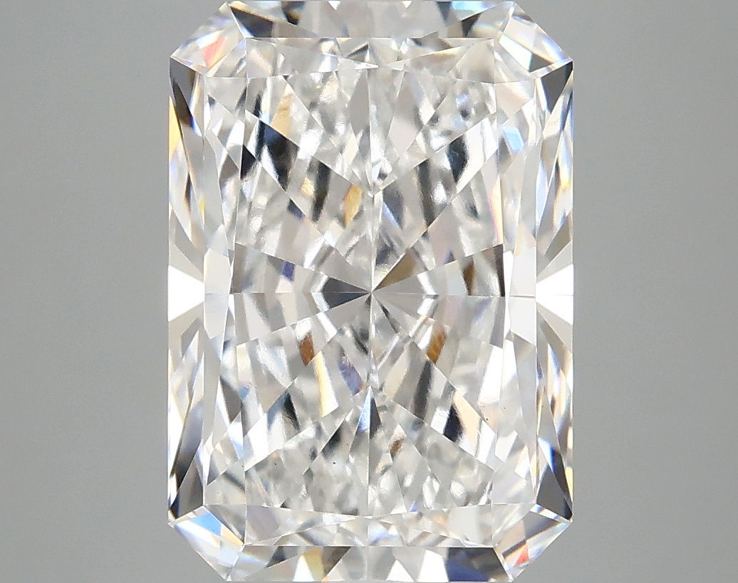 5.09 CT Radiant Diamond