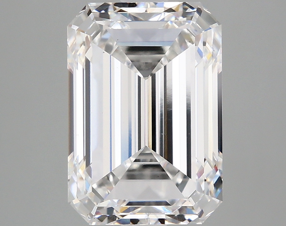 4.05 CT Emerald Diamond