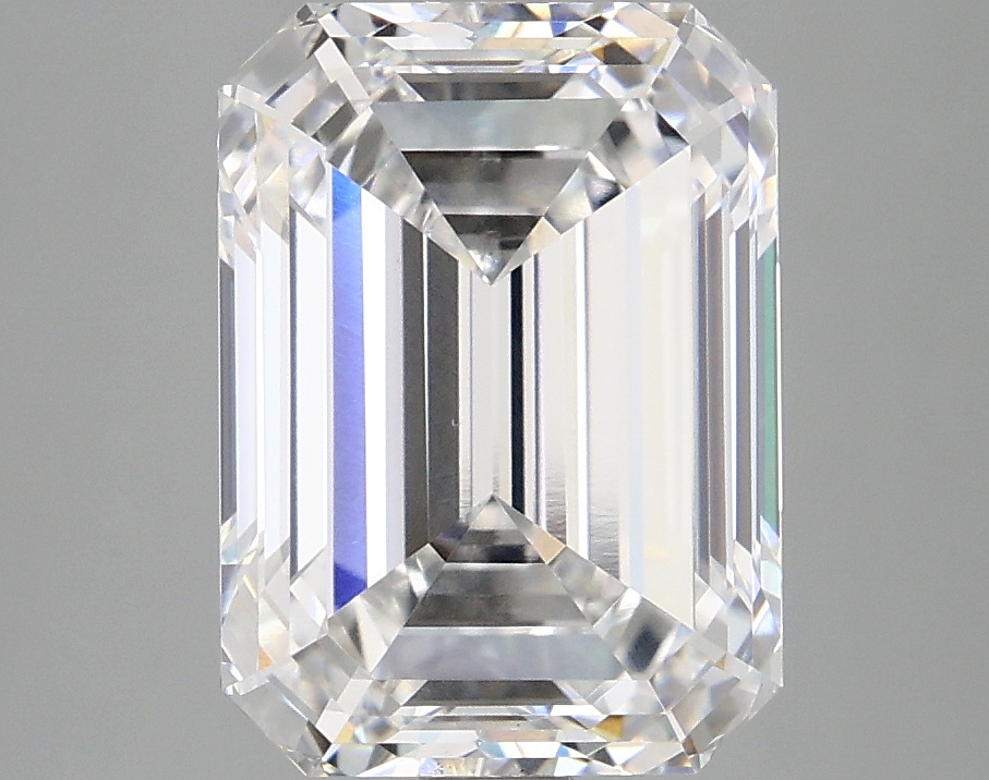 4.08 CT Emerald Diamond