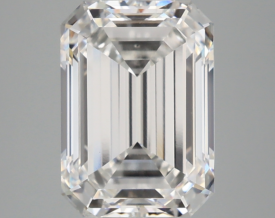 4.05 CT Emerald Diamond