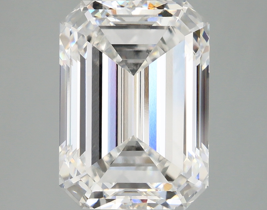 4.07 CT Emerald Diamond